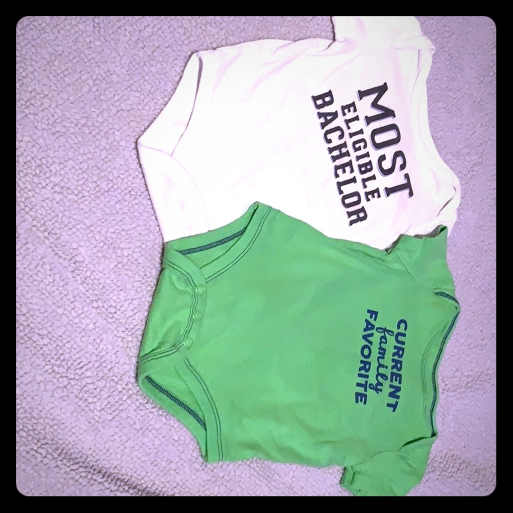 Short sleeve onesies